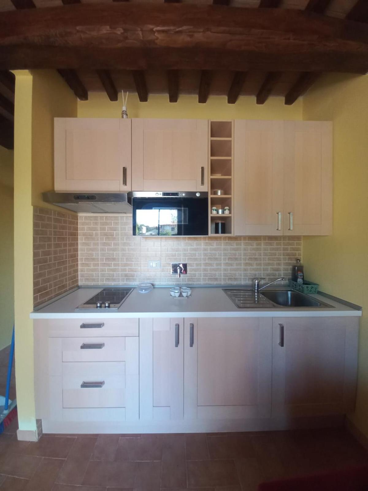 Апартаменты Saturnia House Поджио-Мурелла Экстерьер фото